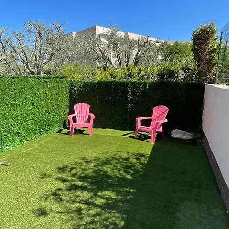 Apartment élégance Provençale: Oasis Climatisée à Deux Pas De La Antibes